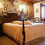 Casa De Sta Comba Κατάλυμα σε φάρμα Barcelos