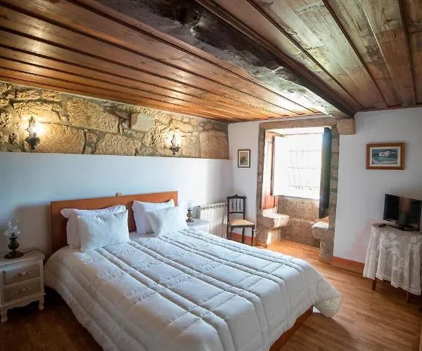 Casa De Sta Comba Séjour à la ferme *